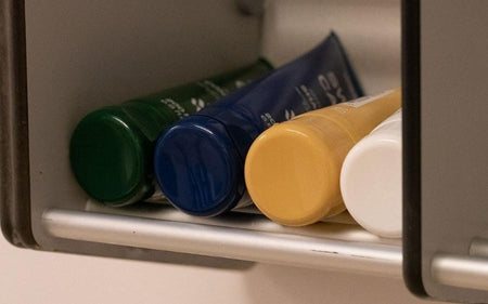 Shampoo und Seife gegen Chlor