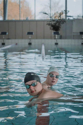 So behältst du am besten den Überblick über deinen Alltag mit Schwimmtraining, Schule und Freizeit gleichzeitig