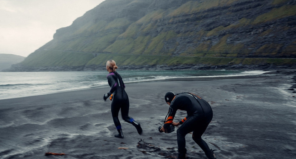 Ab welcher Wassertemperatur kann man im Freiwasser schwimmen?