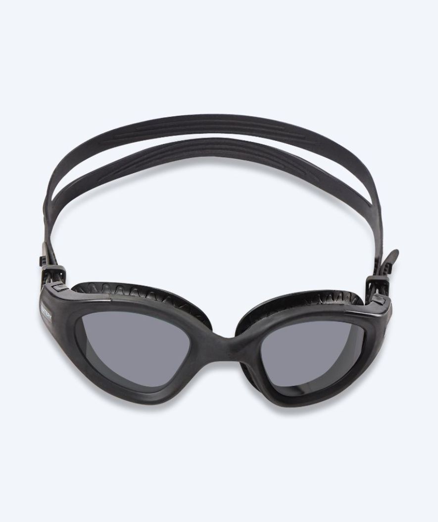 Watery Schwimmbrille fürs Training - Kelvin Active - Schwarz (Smoke Scheiben)