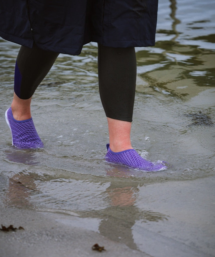 Watery Badeschuhe für Erwachsene - Kawaii - Schwarz