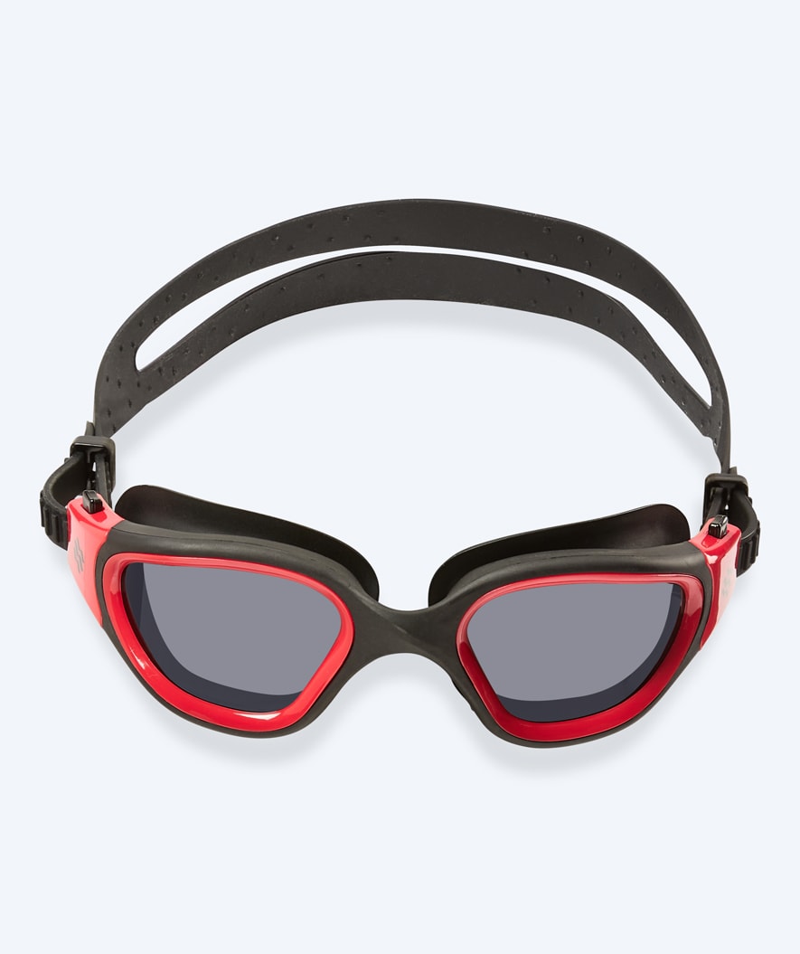 Watery Schwimmbrille fürs Training - Raven Active - Schwarz/rot 1.0