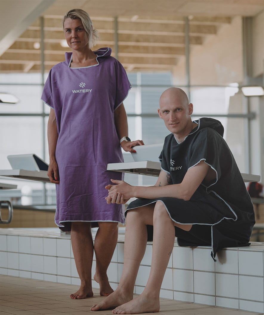 Watery Badeponcho für Erwachsene - Mikrofaser - Dunkelblau