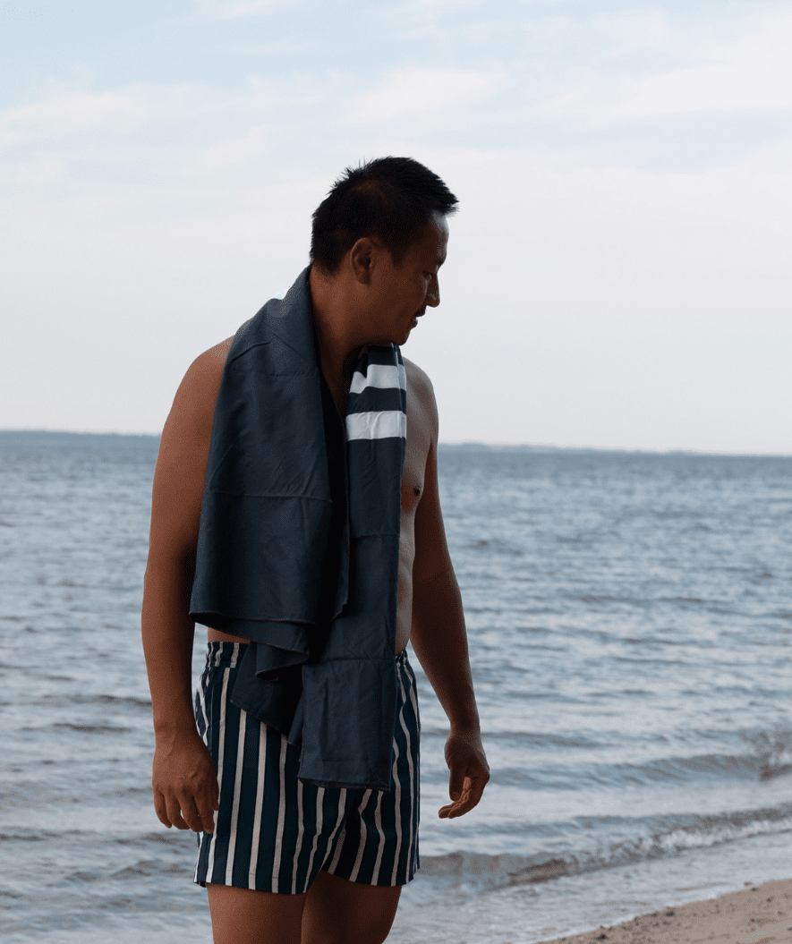 Watery Mikrofaser Badehandtuch (160 x 80 cm) - Eco Nebraska - Dunkelblau