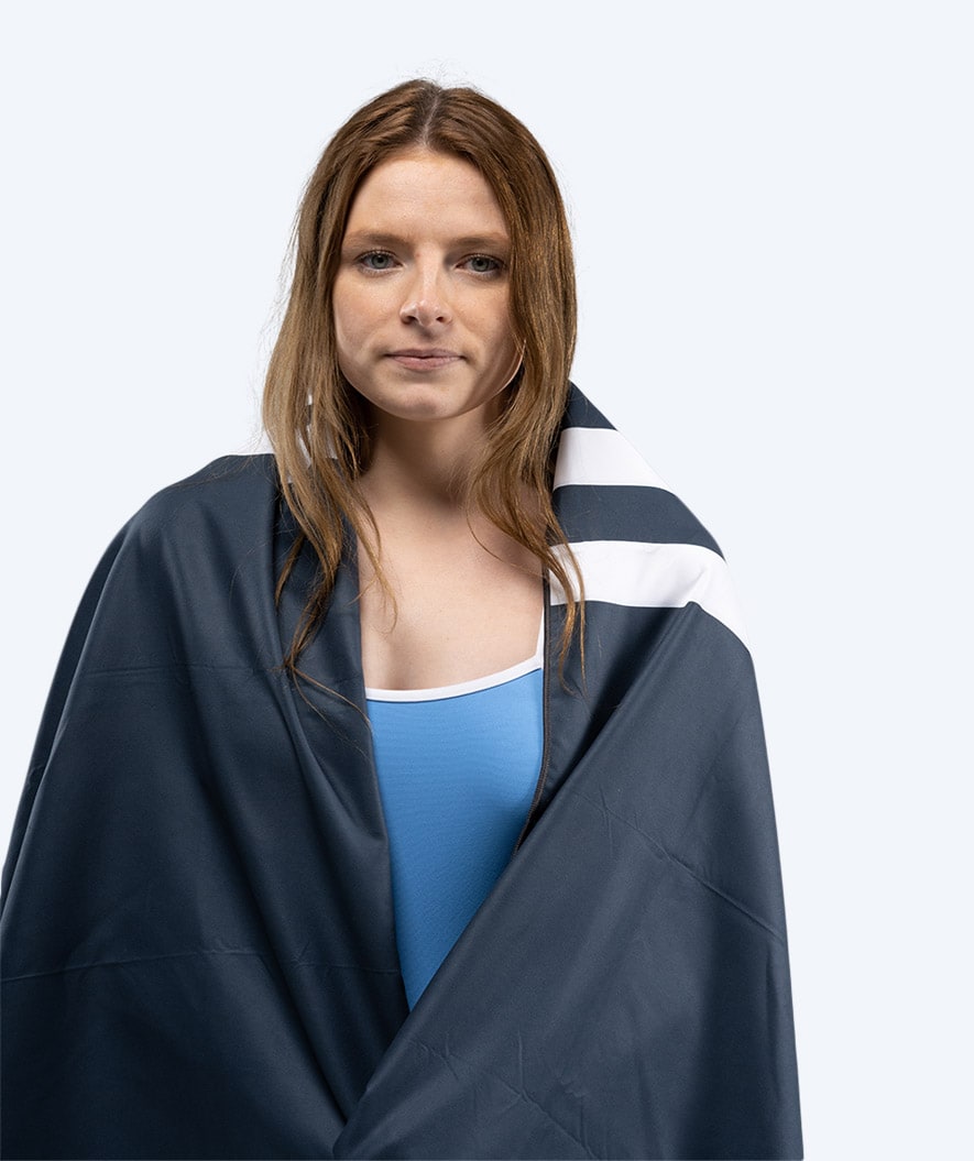 Watery Mikrofaser Badehandtuch (160 x 80 cm) - Eco Nebraska - Dunkelblau